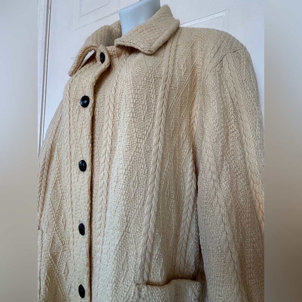 Boyne Valley Weavers Handcrafted Irish Knit Merino Wool Jacket - Picture 8 of 8